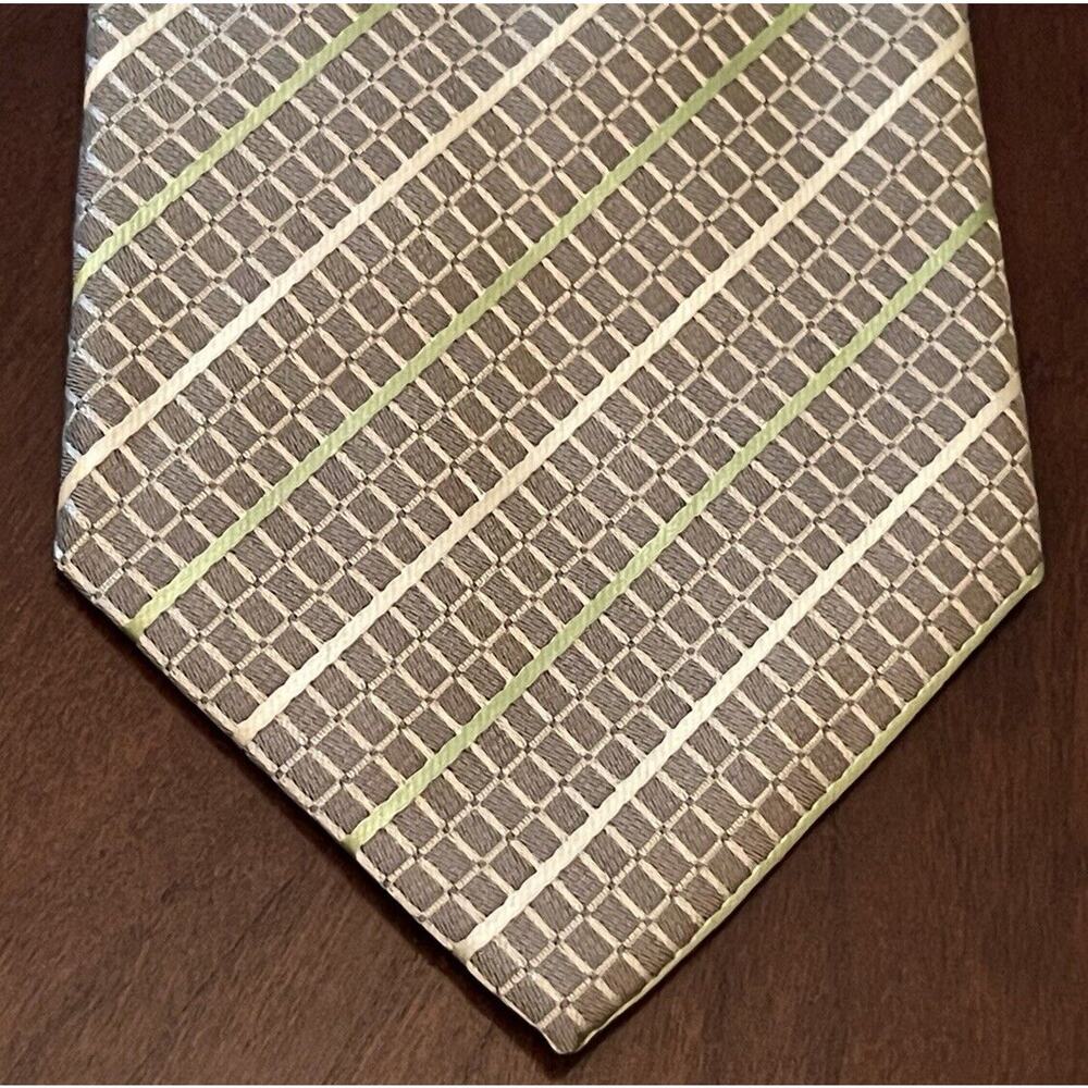 Versa Green Hand Made Men’s Neck Tie Made In China